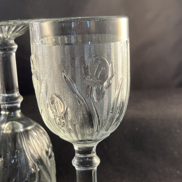 Set of 4 Depression Jeannette Iris & Herringbone Clear 4 1/4" Wine Goblet 4oz - Picture 5 of 6